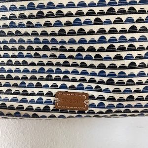 Fossil Purse, Used maybe one time. Comes w wallet